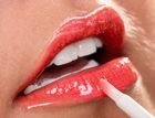 Erstmal Lipgloss ...