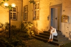 Model m u s s t e sich setzen
