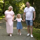 Familie kommt zum Shooting