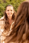 Schwester wird angestrahlt