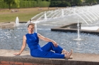 Sitzend vor der Wasserachse